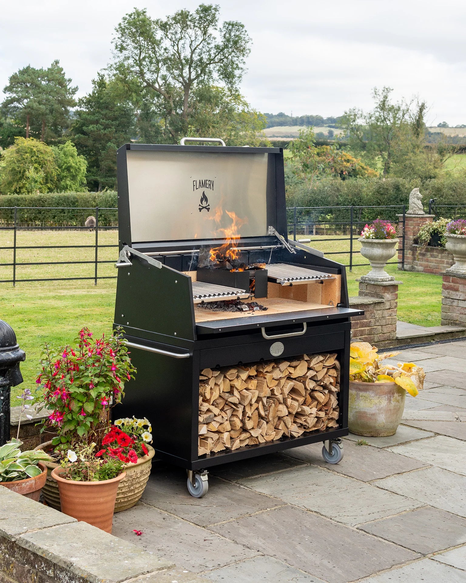 ASADO PRO.2.1 / Small Asado Grill on Trolley