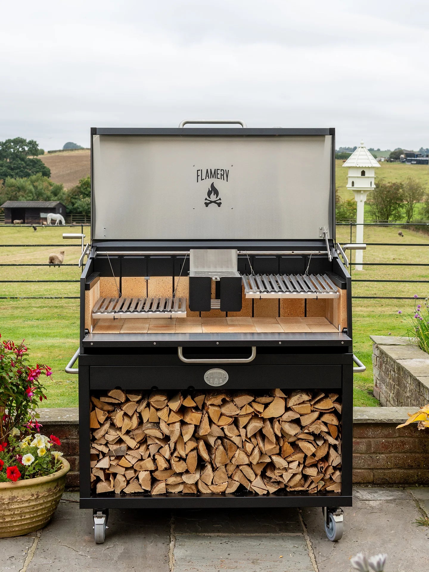 ASADO PRO.2.1 / Small Asado Grill on Trolley