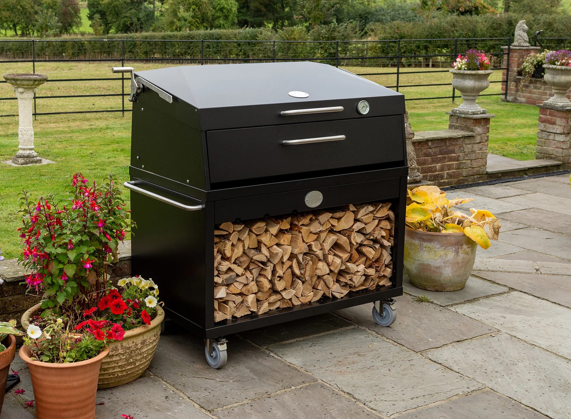 ASADO PRO.2.1 / Small Asado Grill on Trolley