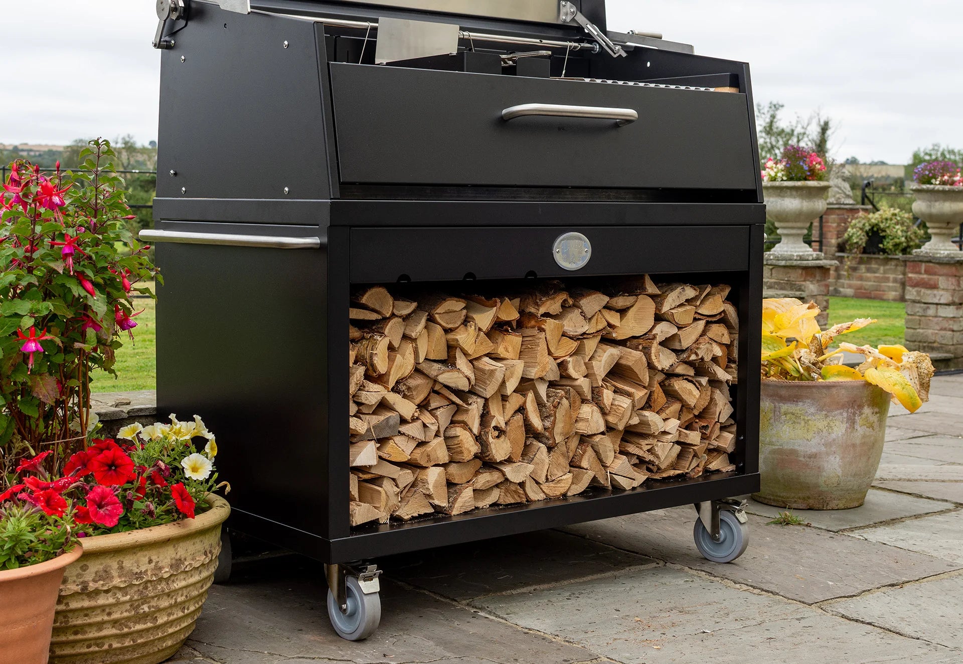 ASADO PRO.2.1 / Small Asado Grill on Trolley