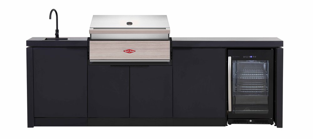 Cabinex - Classic kitchen paired with the BeefEater 4 burner 1500 Series.