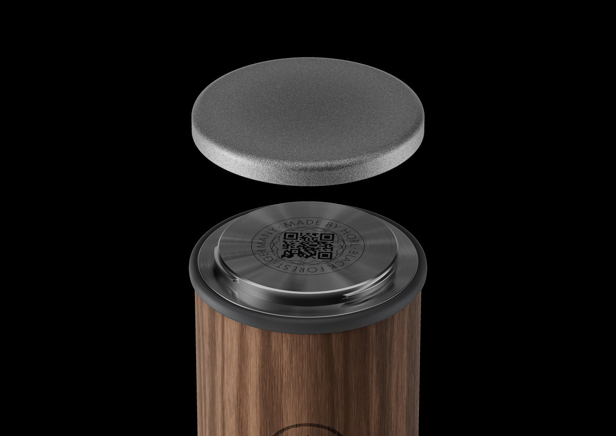 Horl3 Walnut