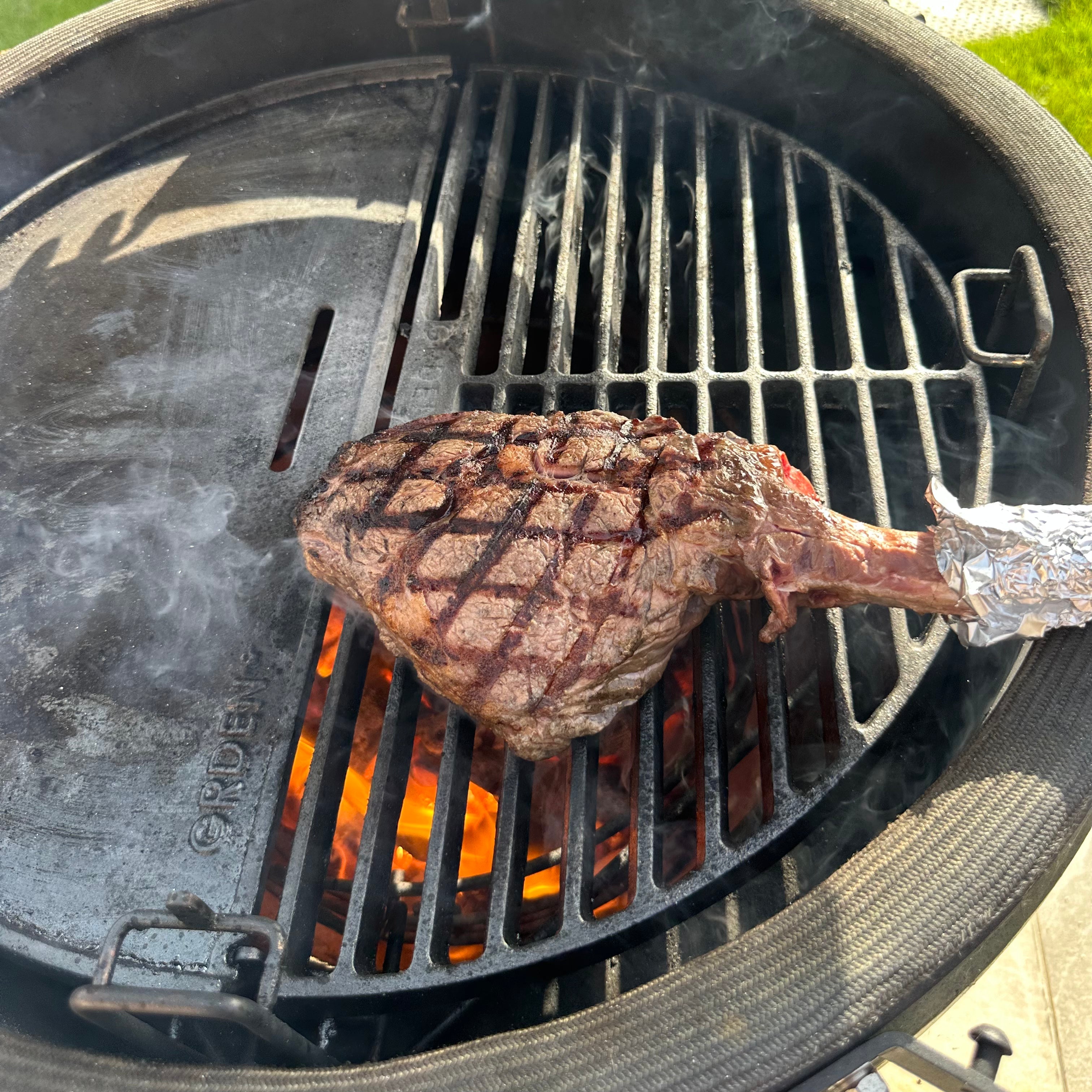 Kama Gear Half Moon Cast Iron Searing Grate