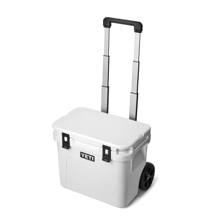 YETI Roadie 32 Wheeled Cool Box