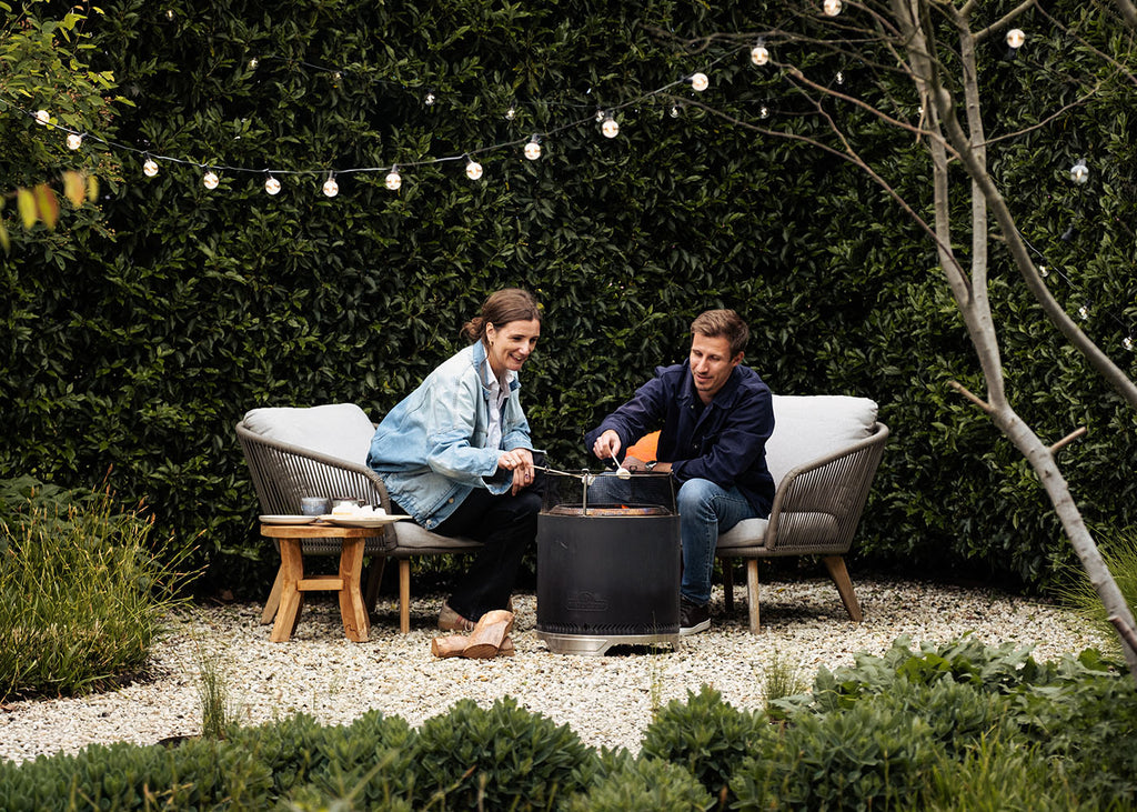 Napoleon - Medium 18" Matt Black Smokeless Firepit